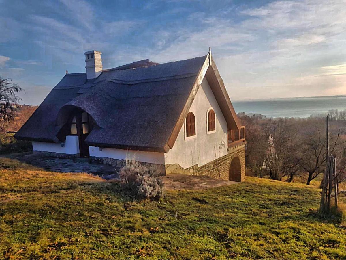 Villa Korozsa Vendeghaz Tihany Exterior photo