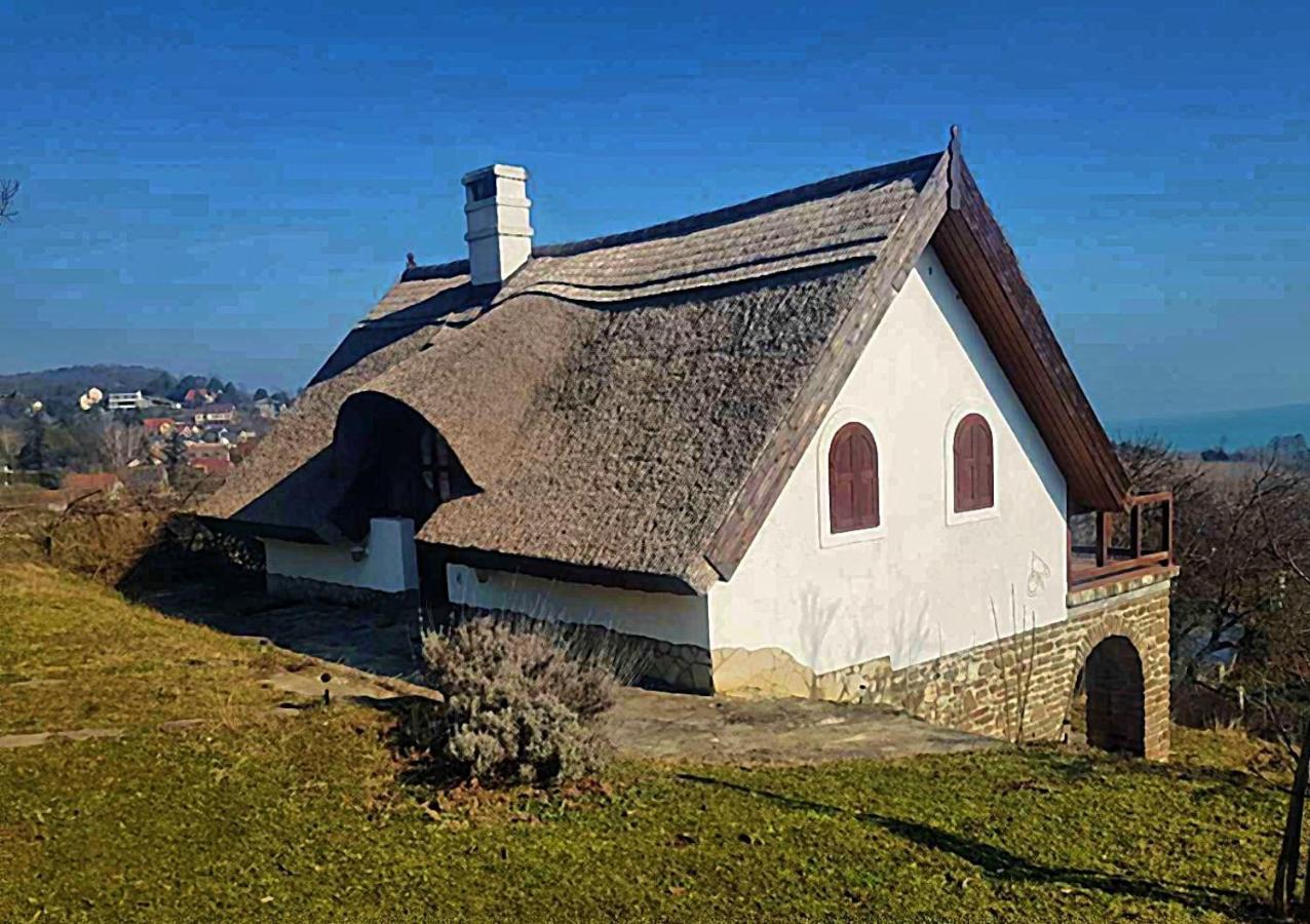Villa Korozsa Vendeghaz Tihany Exterior photo